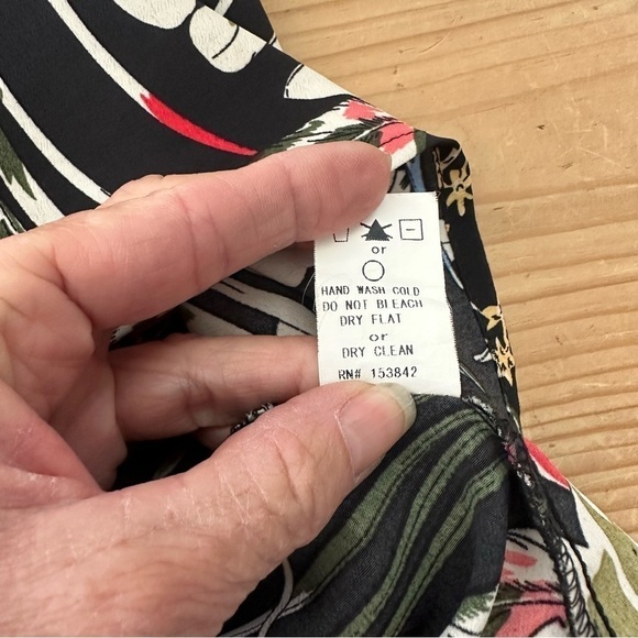 Code x Mode floral Hawaiian top - Picture 12 of 14